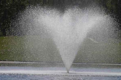 pond-fountain-940